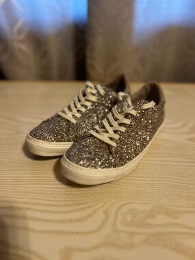 Old Navy Sparkle Glitter Sneakers